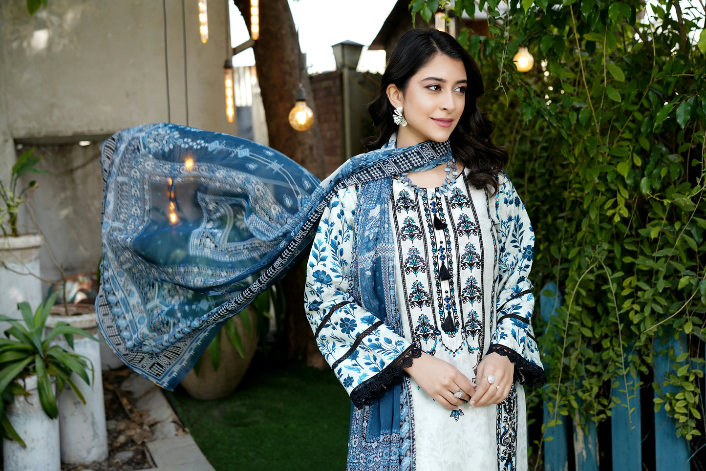 3 Piece Cotton Lawn Digital Print Suite-Embroidered